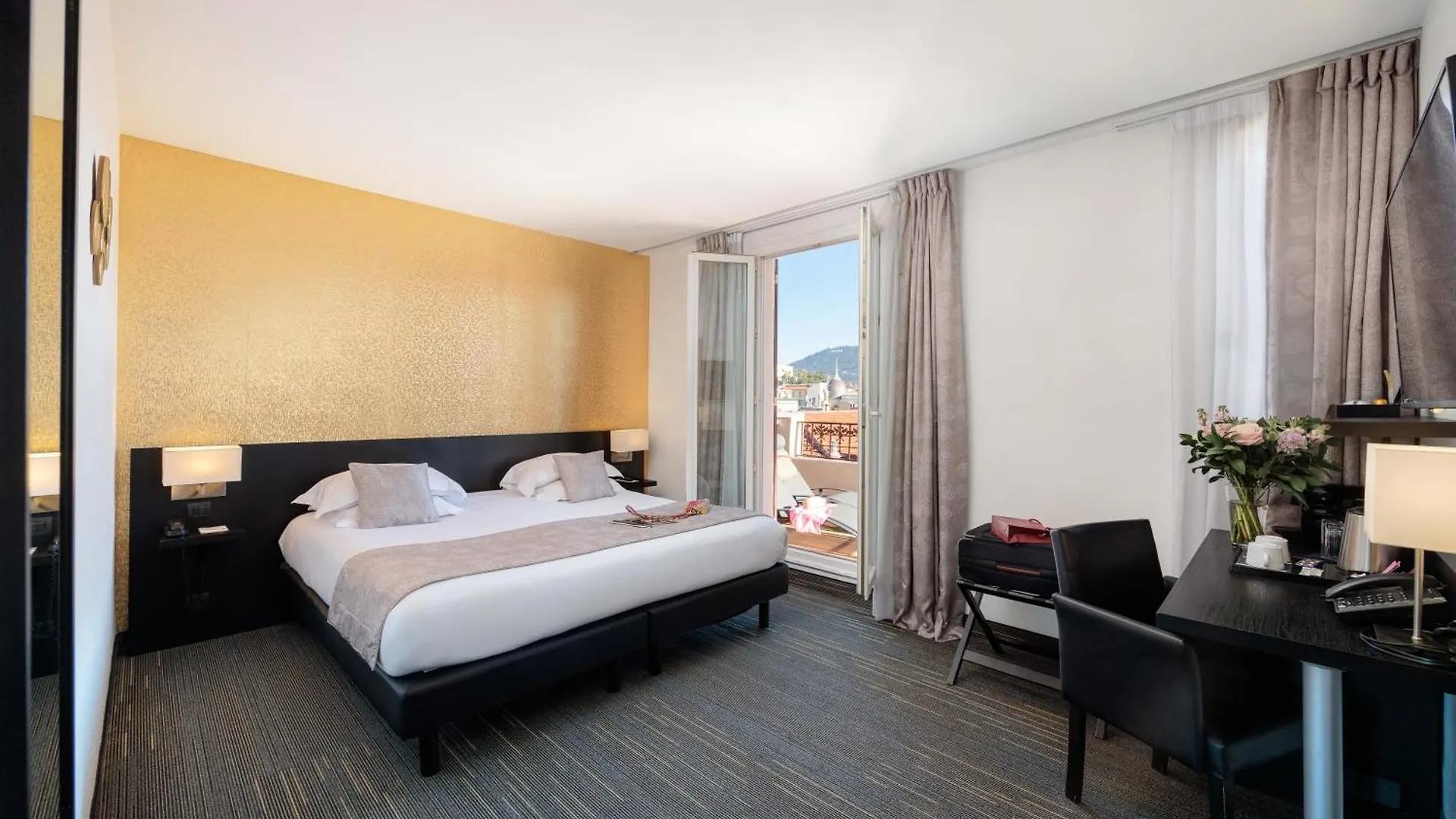Best Western Plus Hotel Massena Nice
